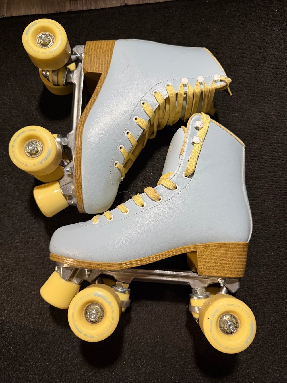 Impala roller skates